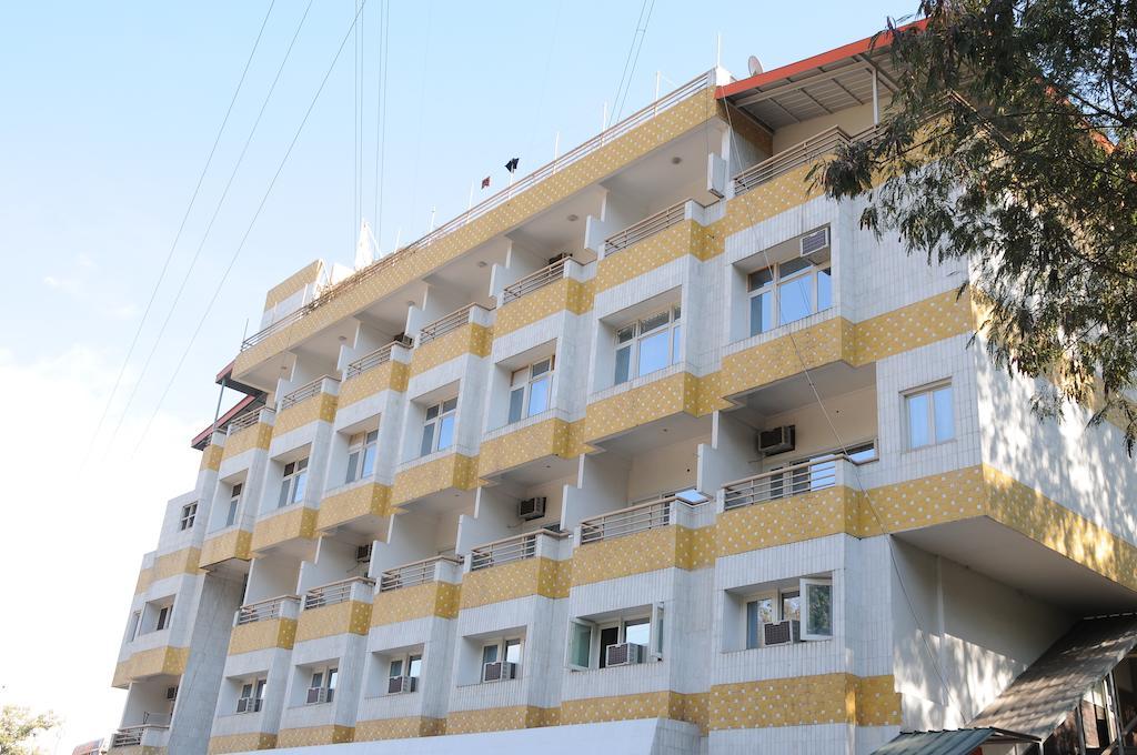 Hotel Panchwati Bilaspur  外观 照片